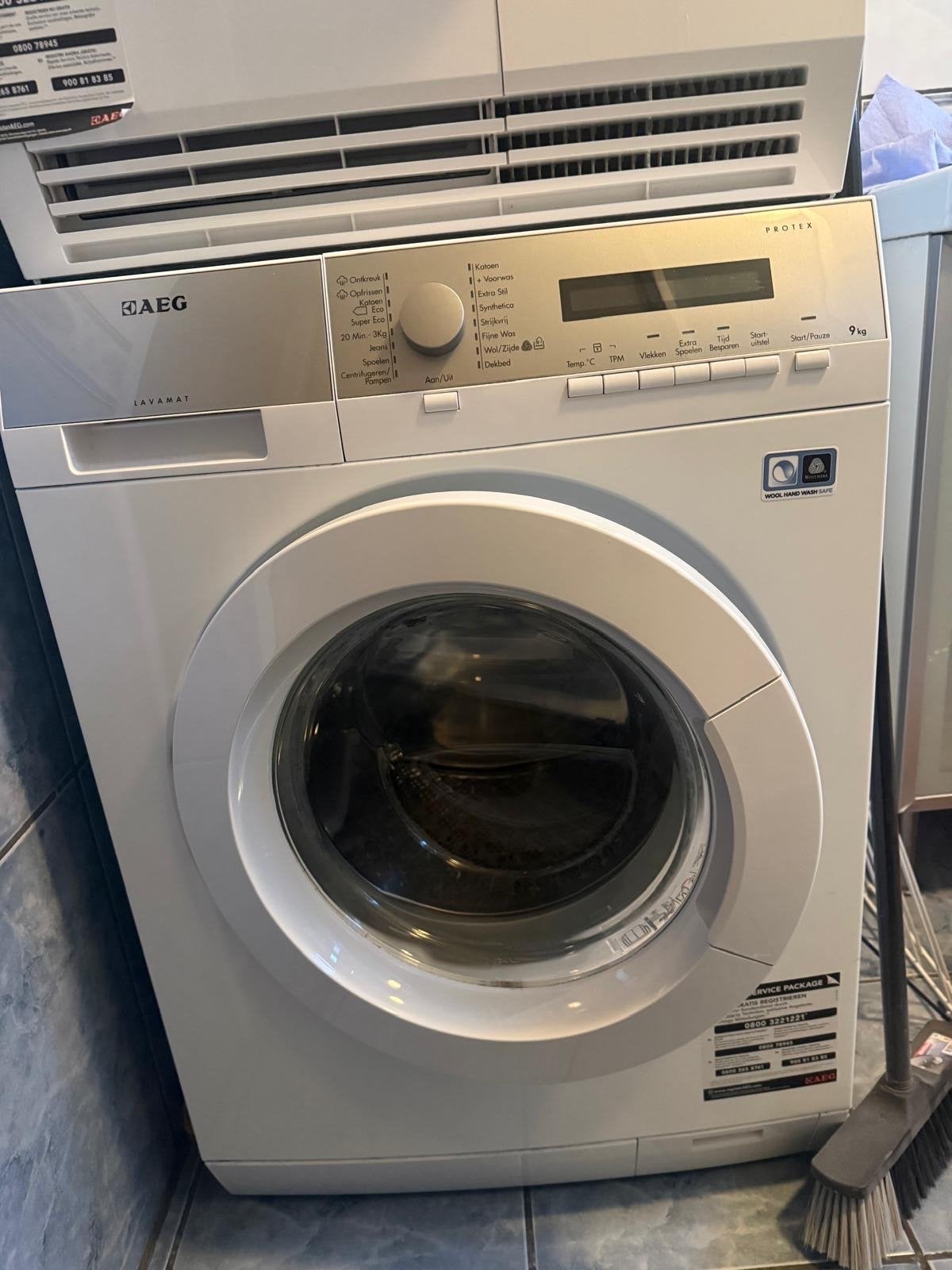 AEG Lavamat Protex 9kg Wasmachine - Zo goed als nieuw, Ophalen, 1200 tot 1600 toeren, 8 tot 10 kg, Zo goed als nieuw