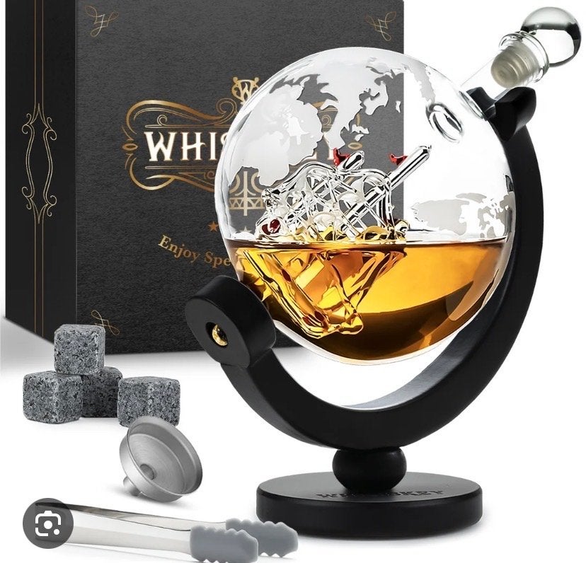 Whiskey Decanter Set - Globe Design met Glazen Schip, Nieuw, Ophalen of Verzenden, Meerkleurig, Glas