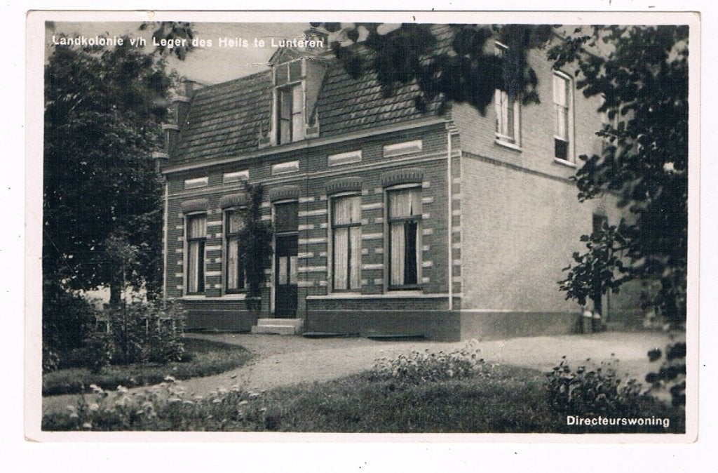 44 / LUNTEREN : landkol. Leger des Heils - Directeurswoning, Verzenden, 1920 tot 1940, Ongelopen, Gelderland