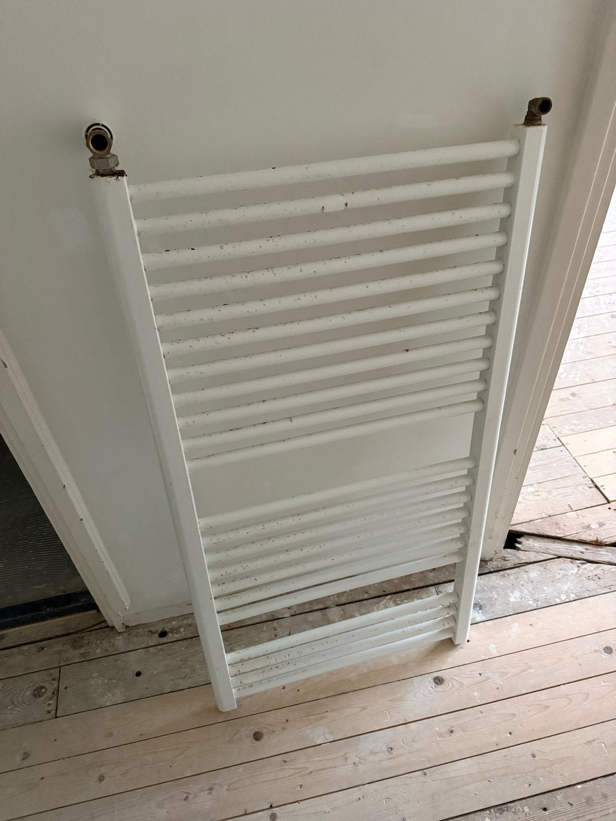Witte badkamer radiator - Handdoekradiator, Ophalen, Radiator, Minder dan 60 cm, 80 cm of meer