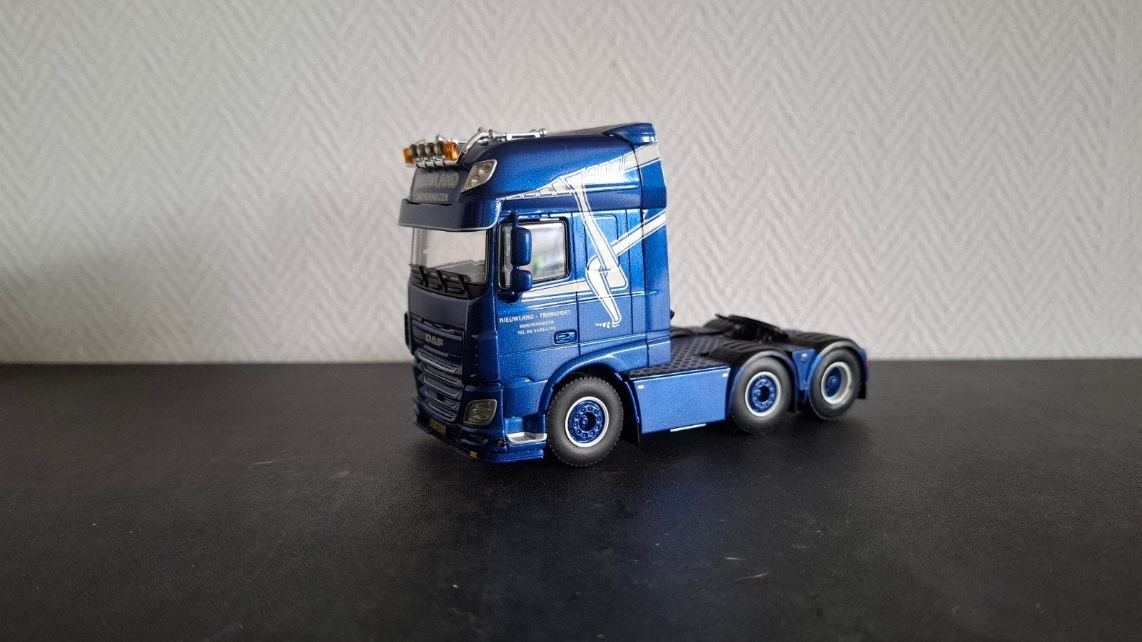 Wsi Daf Xf106 Nieuwland

met certificaat.

model, Ophalen of Verzenden, Zo goed als nieuw, Bus of Vrachtwagen, Wsi
