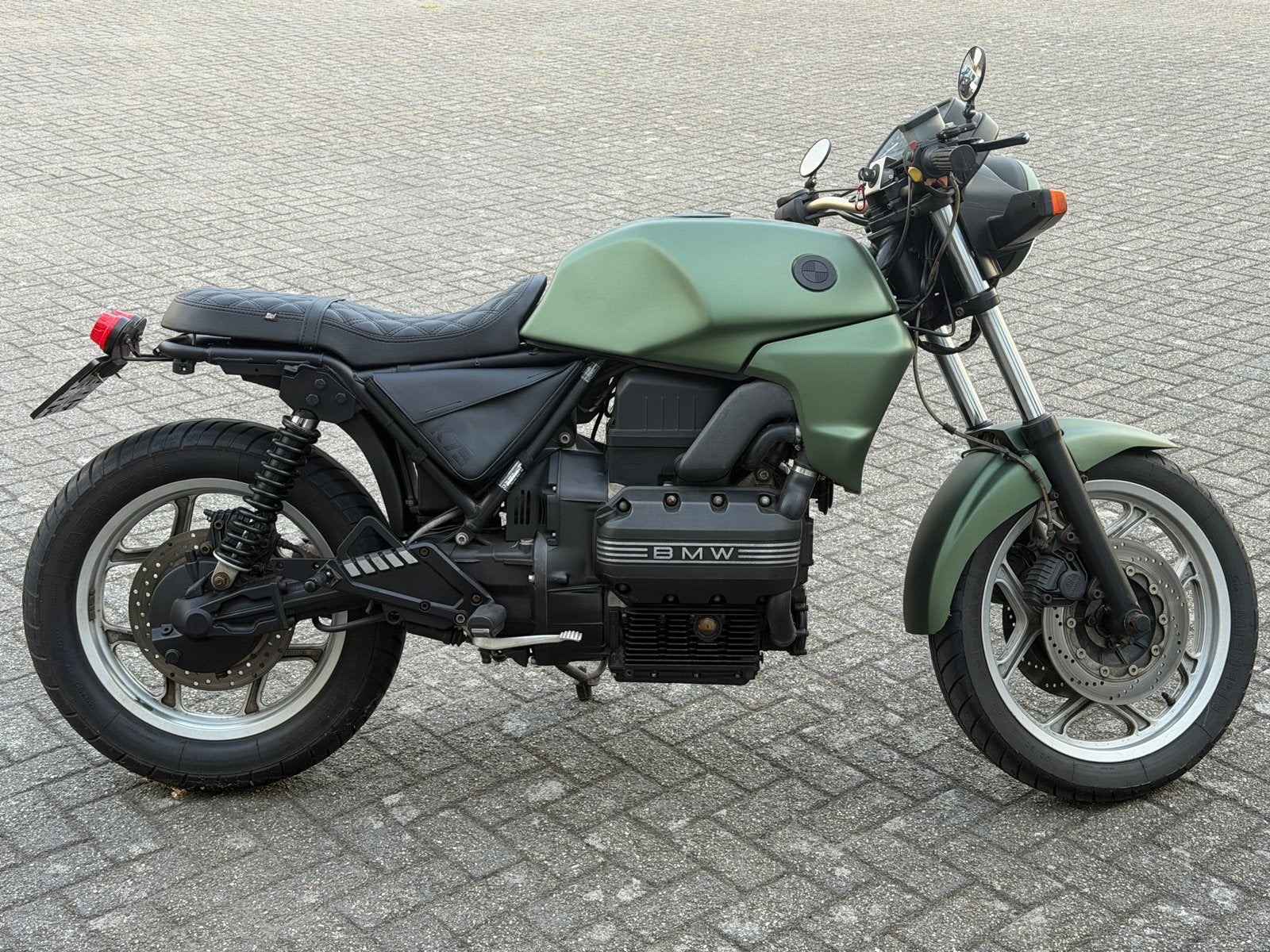 BMW K75 Custom Bobber Olijfgroen matt, Motoren, Motoren | BMW, Cardan-aandrijving, 3 cilinders, Meer dan 35 kW, 740 cc