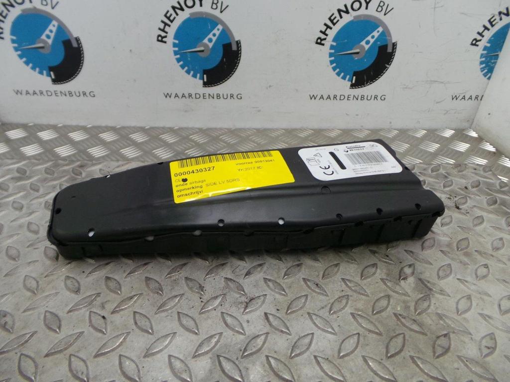 RENAULT CLIO RS AIRBAG LINKS 2017, Ophalen of Verzenden, Gebruikt, Stiba lid