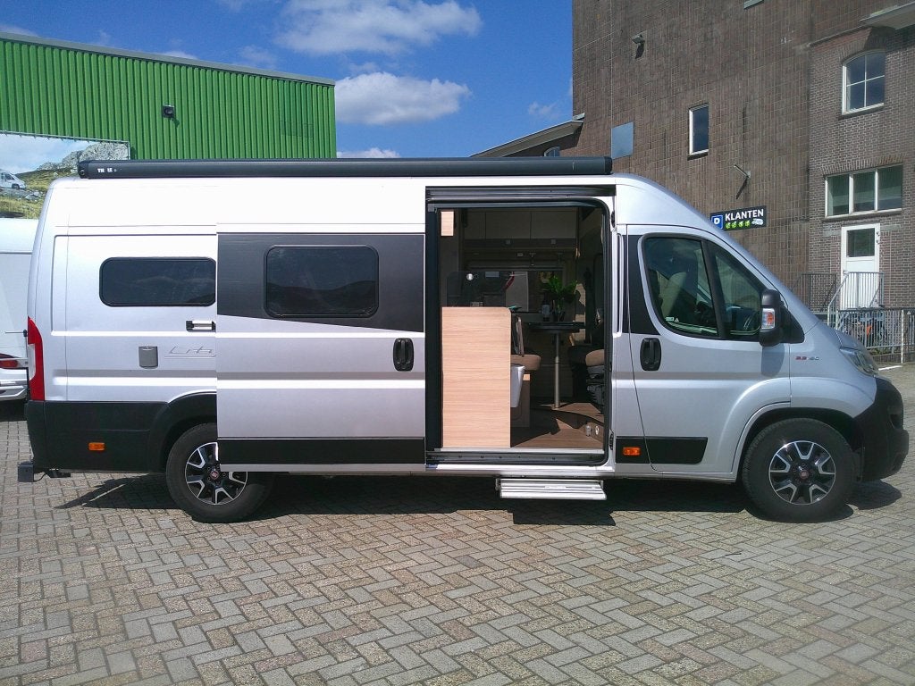 Zeer compleet 180pk Automaat, Automaat, Chemisch toilet, Buscamper of Camperbus, Ringverwarming