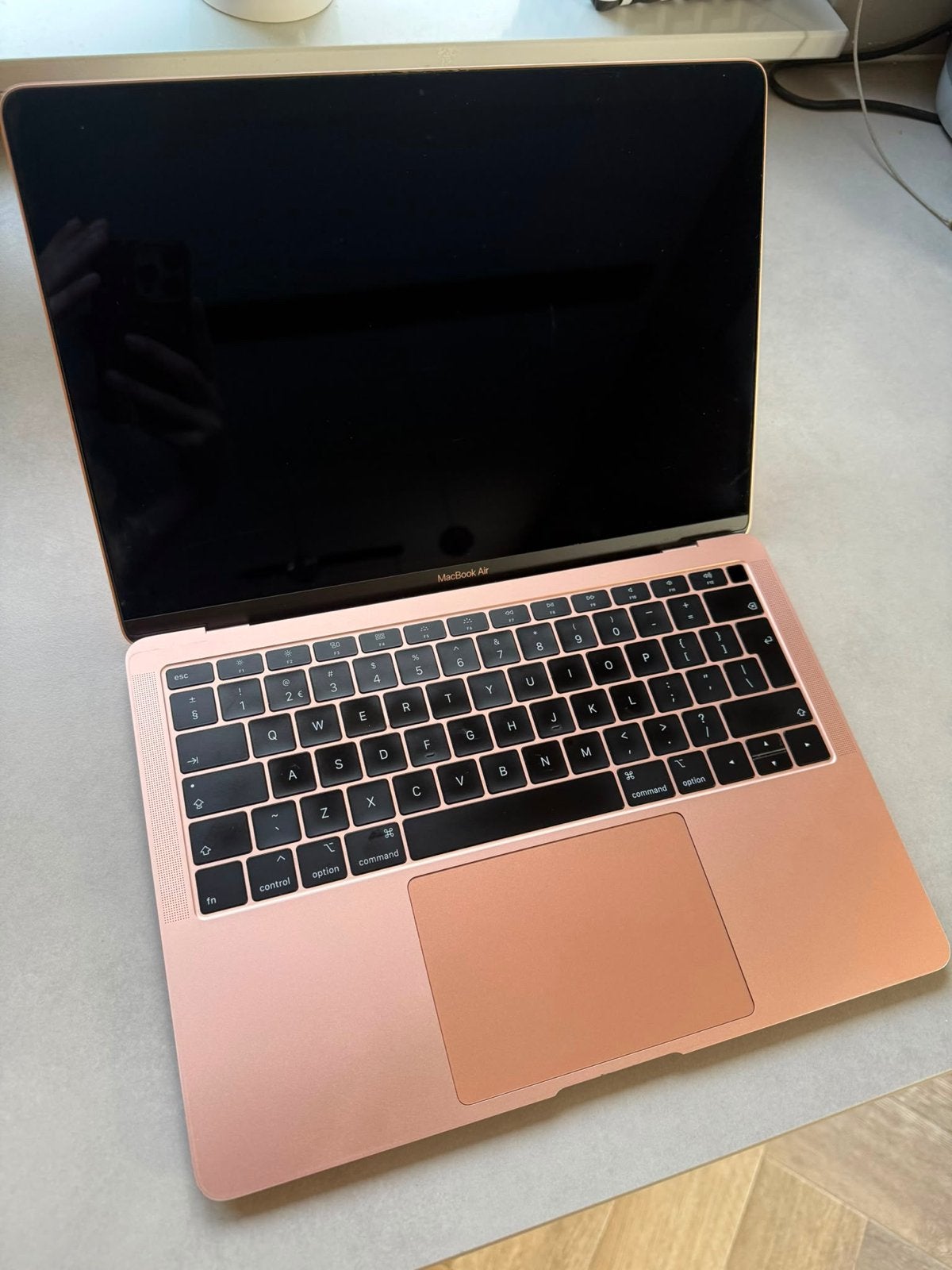 Apple MacBook Air - Roségoud, Qwerty, 13 inch, Ophalen of Verzenden, Zo goed als nieuw