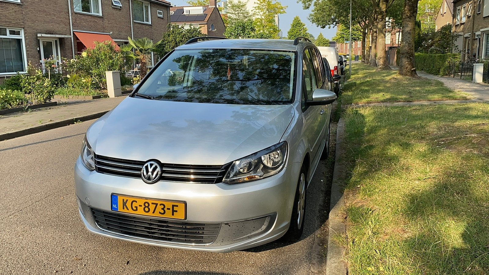 Volkswagen Touran 1.4 TSI 103KW Cross 2012 Grijs, 15 km/l, Zwart, 4 cilinders, 1462 kg