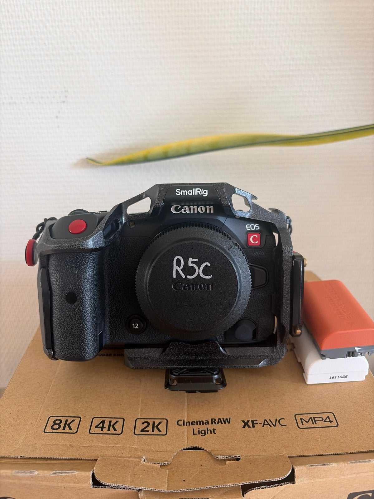 Canon EOS R5 C - Nieuwstaat met SmallRig Cage, Audio, Tv en Foto, Fotocamera's Digitaal, Canon, Beeldstabilisatie, Ophalen of Verzenden