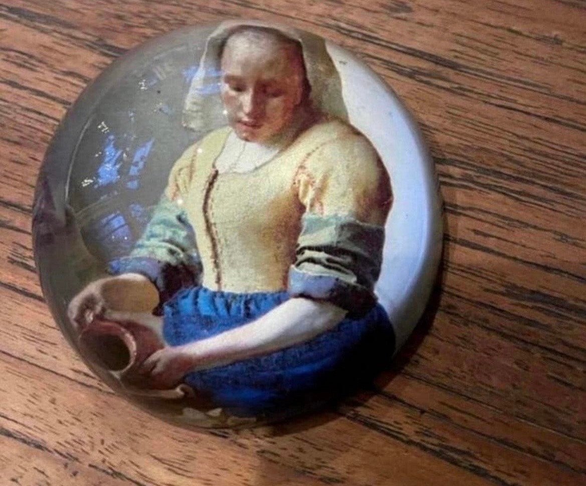 Glazen presse-papier met 'Melkmeisje' van Vermeer, Ophalen of Verzenden