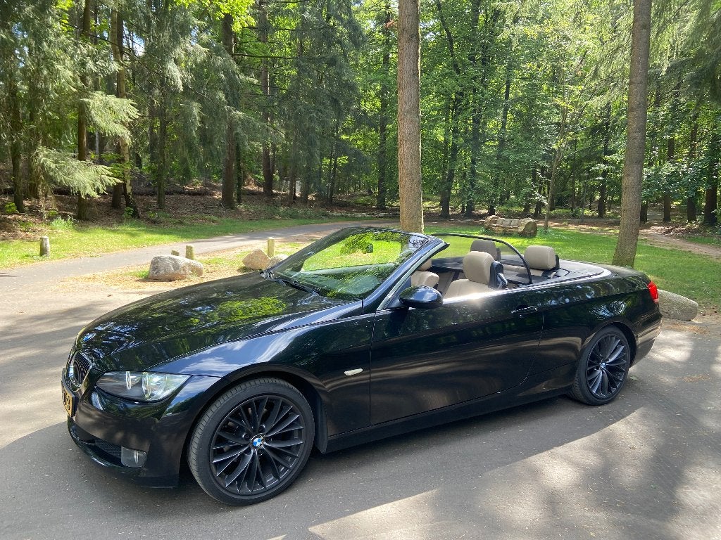 BMW 3-Serie 2.0 I 320 Cabrio 2010 Zwart, Auto's, BMW, 1995 cc, Beige, 4 cilinders, Cabriolet