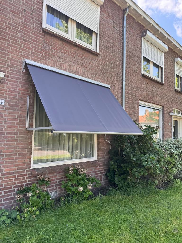 Mooie en goed zonneluifel uitval  120 breed 240, Ophalen, Gebruikt, Elektrisch, Minder dan 250 cm