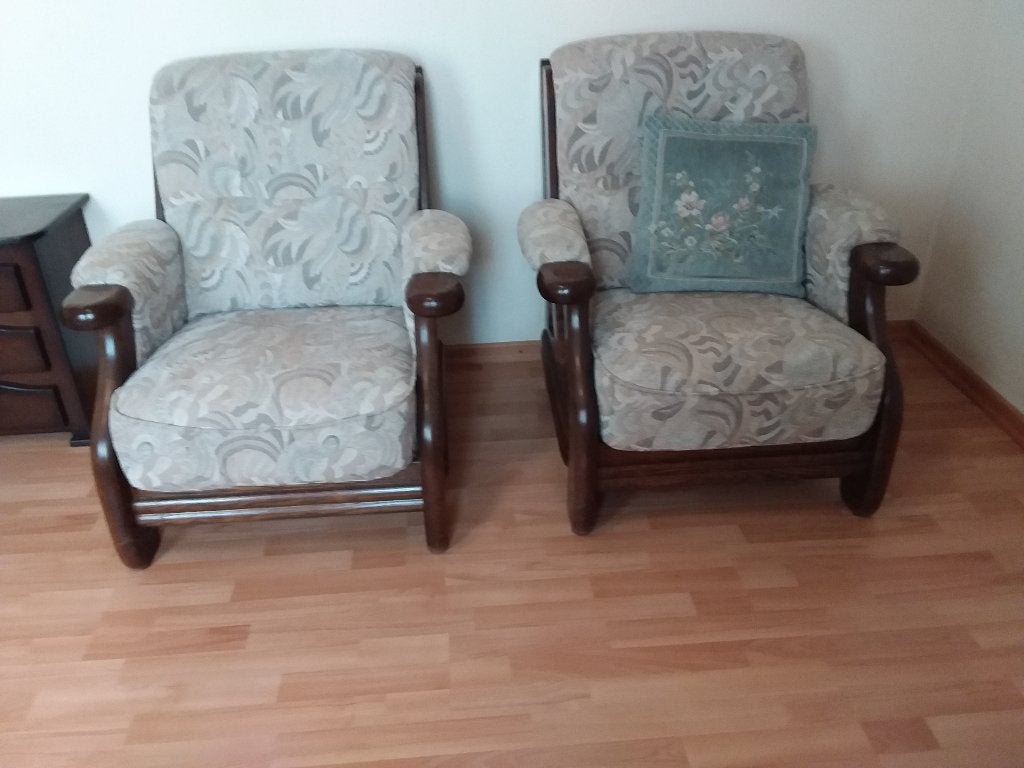 2 Fauteuils Grijs-Blauw en Mechanische Sta-op Stoel, Ophalen, Gebruikt, 75 tot 100 cm, Klassiek comfort