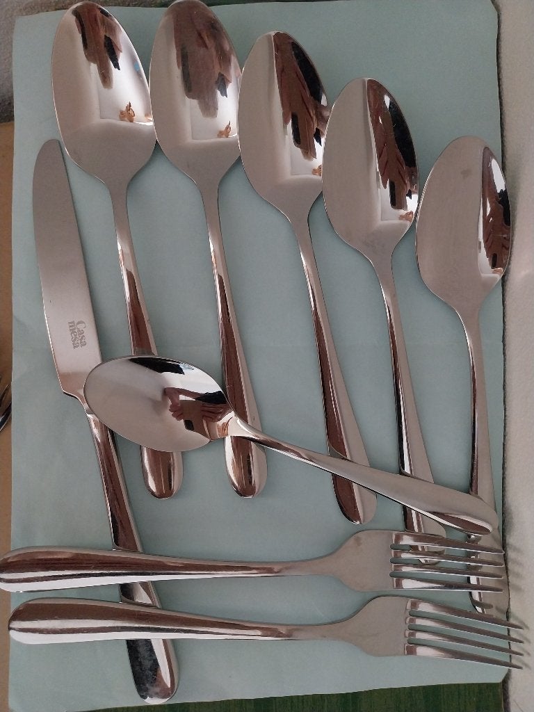 Casa Mesa 5 gr.lepels, 1 kl.lepel, 2 vorken,1 mes, Huis en Inrichting, Keuken | Bestek, Los bestek, Ophalen of Verzenden, Zo goed als nieuw