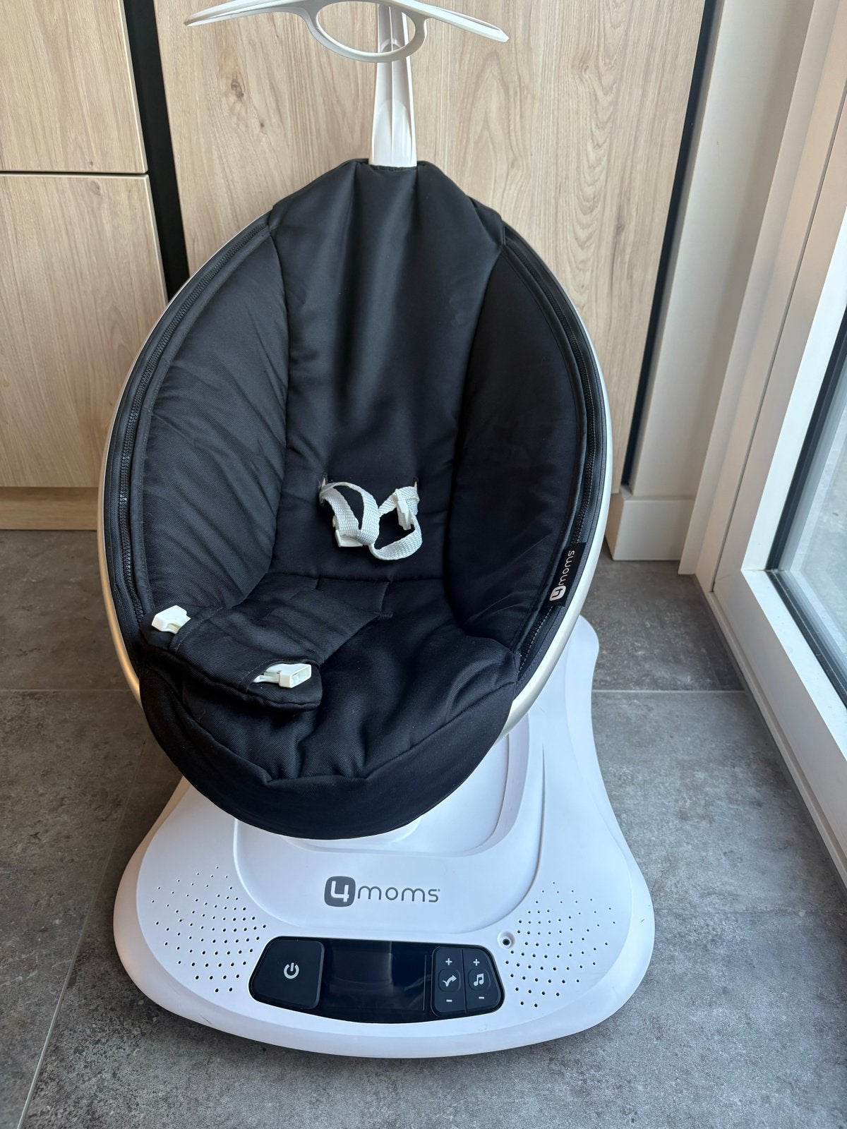 4moms MamaRoo babywipper met 2 ballen, Kinderen en Baby's, Ophalen, Zo goed als nieuw