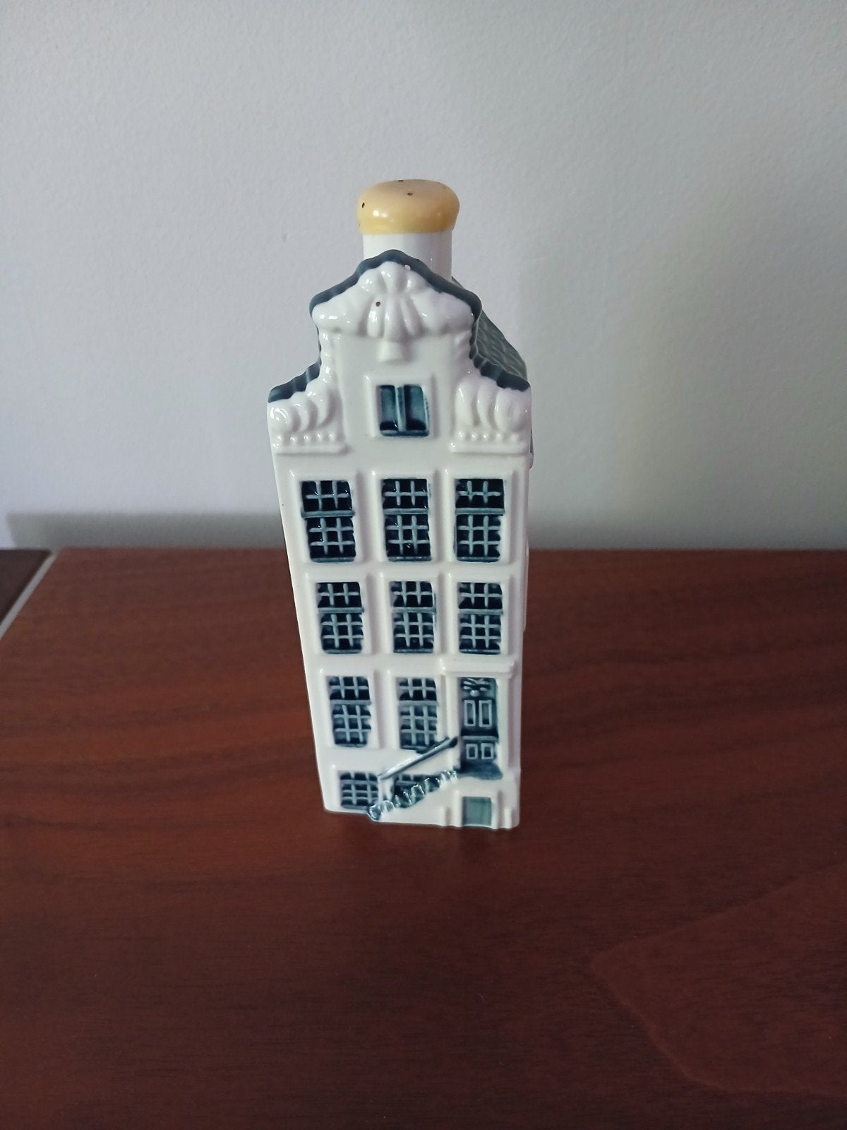 KLM huisje nog gevuld num 46 zie foto's, Verzamelen, Ophalen, Gevuld