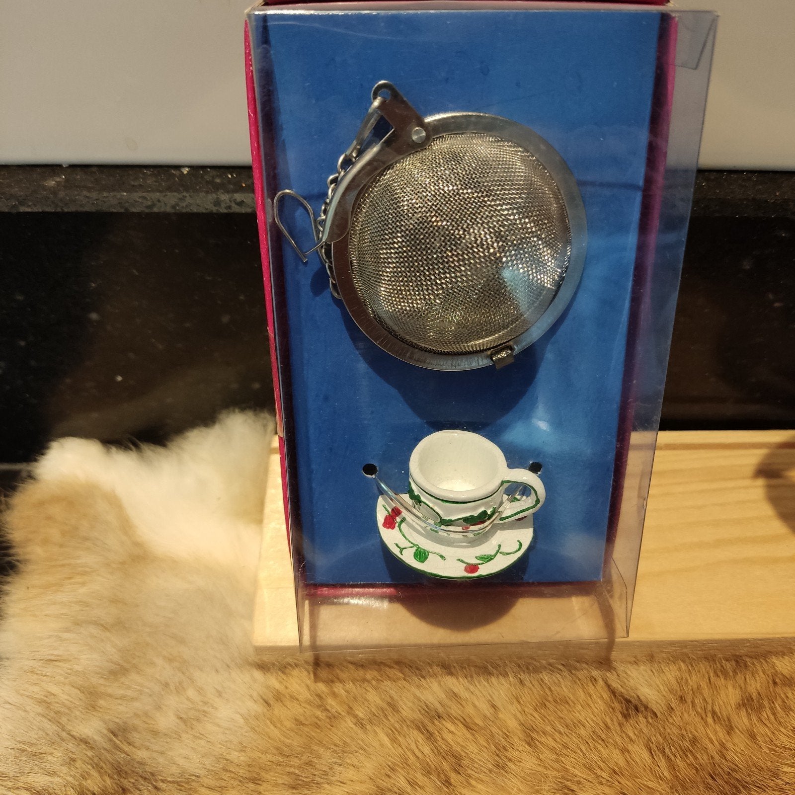 Foto 4 van Theezeefje met theekopje in geschenkverpakking