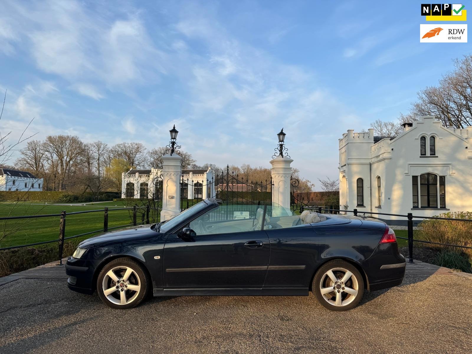 Saab 9-3 Cabrio 2.0 Turbo Vector Aut Cabrio NL auto Leder,Xe, Auto's, Saab, 1998 cc, Gebruikt, Zwart, 4 cilinders