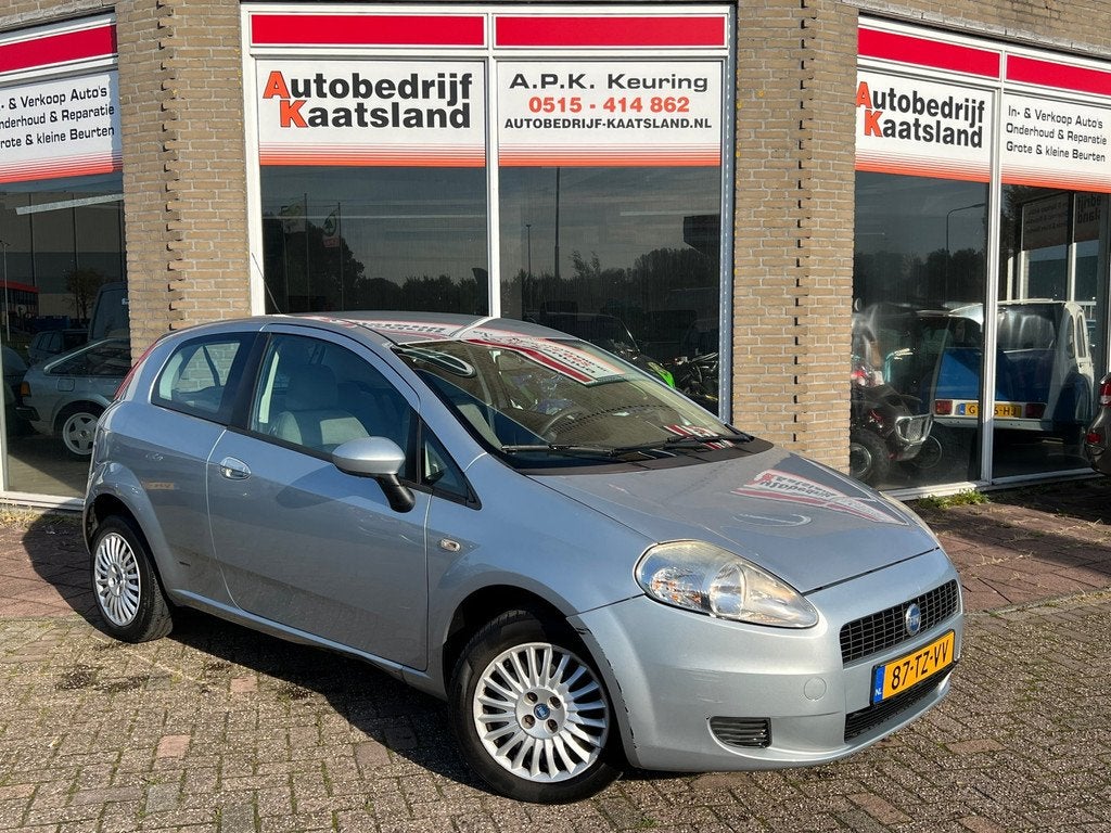 Fiat Grande Punto 1.4 Dynamic - Airco - Electr Ramen -, Voorwielaandrijving, Stof, Zwart, 4 cilinders