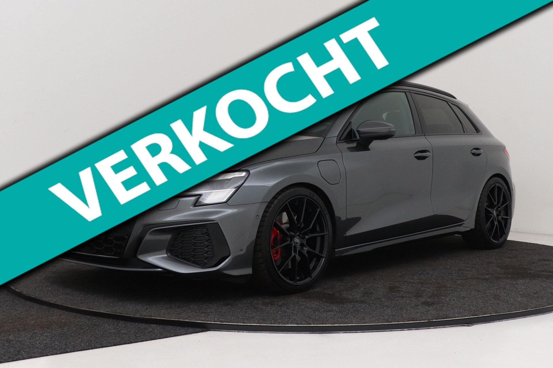 Audi A3 Sportback 45 TFSI e S-Line edition Competition | Dub, Gebruikt, 4 cilinders, Hybride Elektrisch/Benzine, 71 km/l