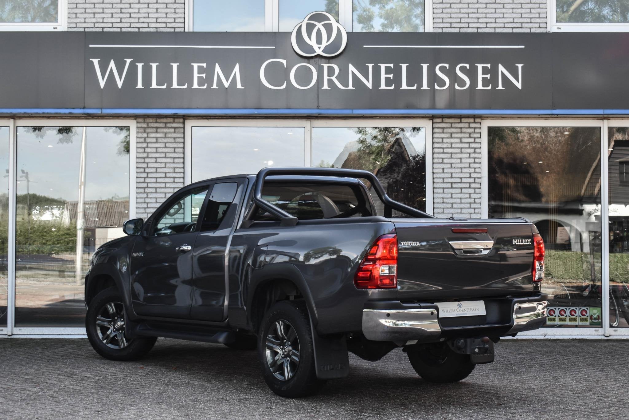 Toyota HiLux 2.4 D-4D Xtra Cab Prof Trekhaak NL Auto Leer Ca, Automaat, Dealer onderhouden, Gebruikt, 4 cilinders