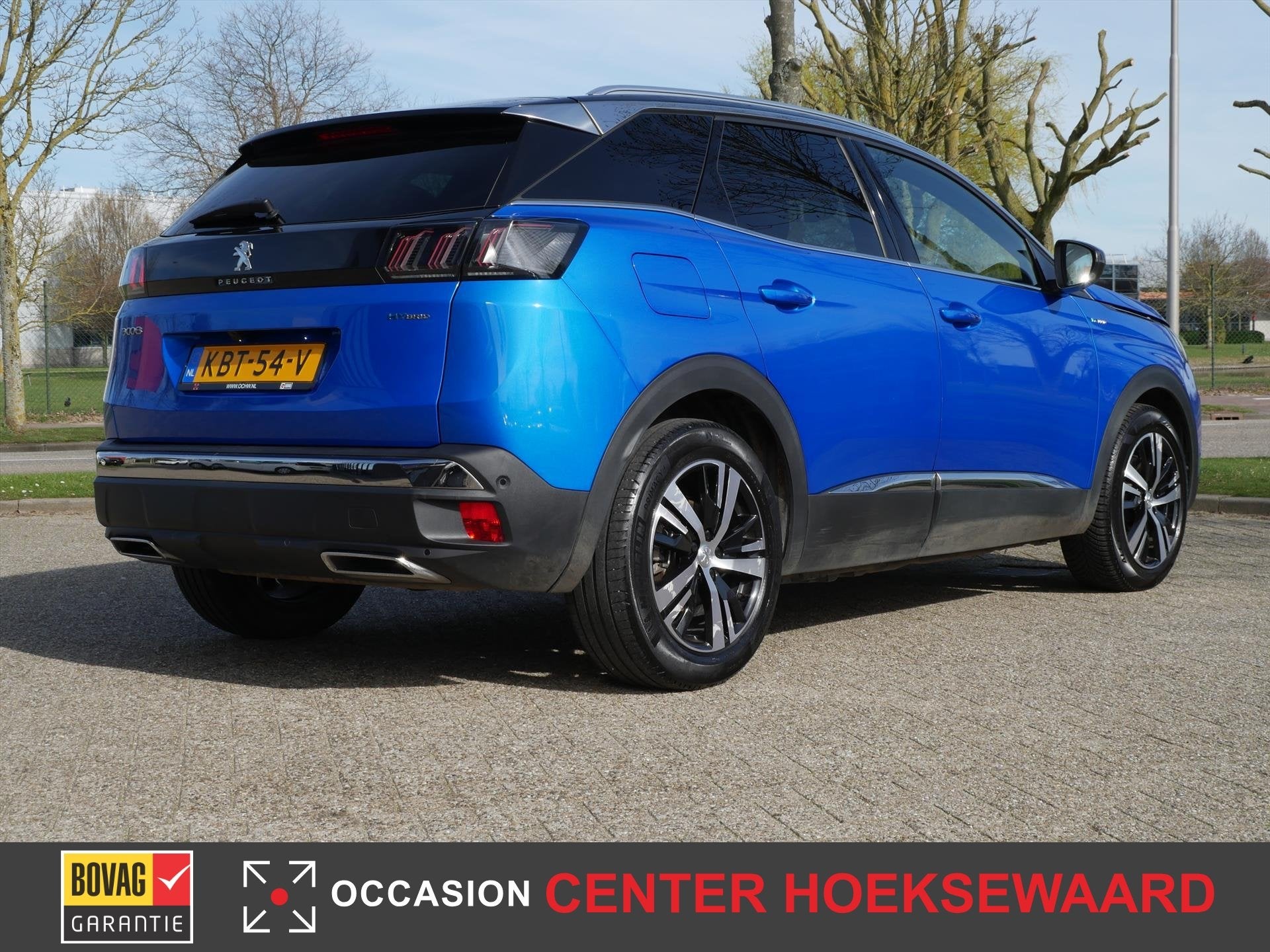 PEUGEOT 3008 1.6 Plug-in HYbrid 225pk e-EAT8 GT | CarPlay |, Auto's, Peugeot, Blauw, Leder en Stof, Plug-in hybride, Bedrijf