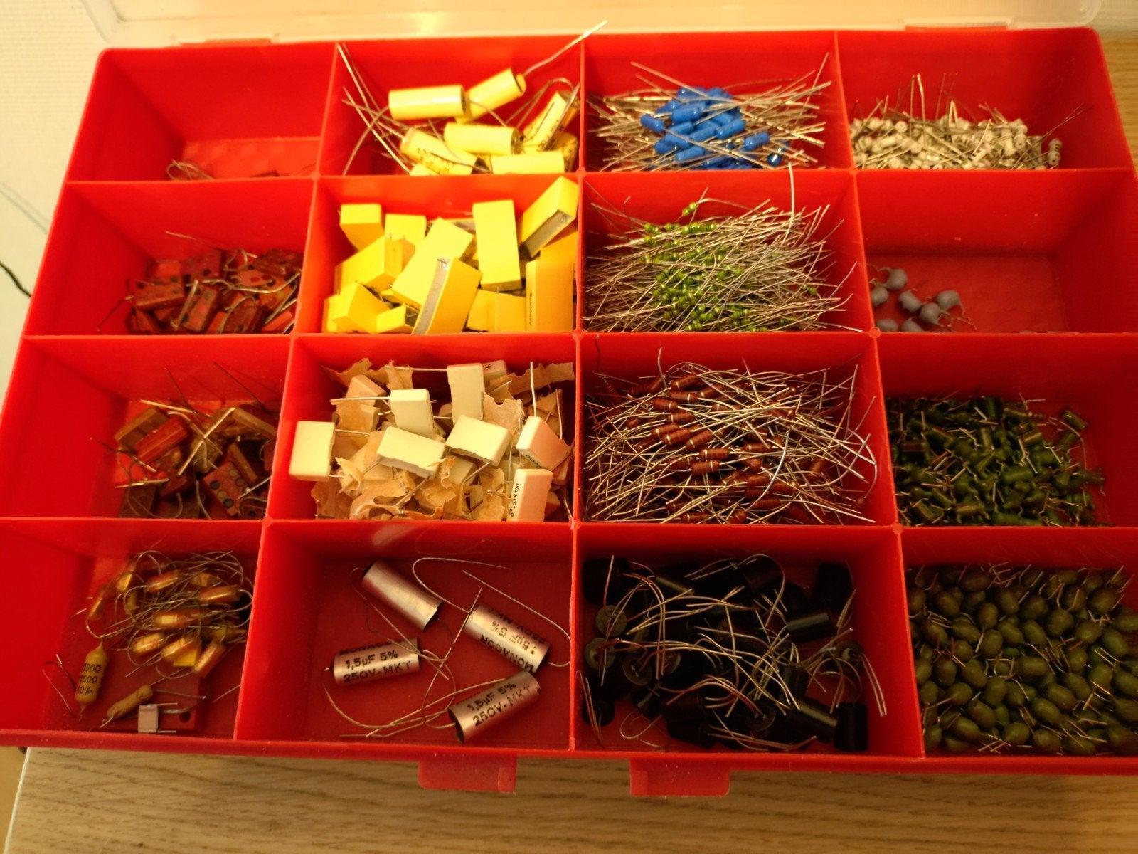 silver mica, Mosterd , Engelse drop condensator en spoeltjes, Ophalen of Verzenden, Gebruikt