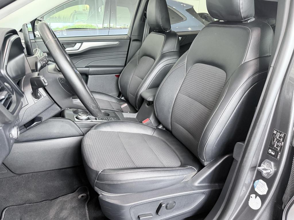 Ford Kuga Titanium X Winterpack | Adapt. Cruise | B&O | Trek, Auto's, Ford, 12 maanden, 14 kWh, Gebruikt, Euro 6
