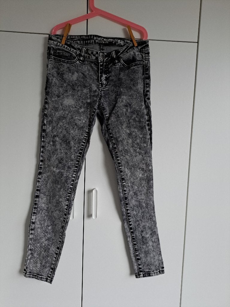 Noisy May skinny jeans - maat xs 26 32, Ophalen of Verzenden, W27 (confectie 34) of kleiner, Grijs, Gedragen