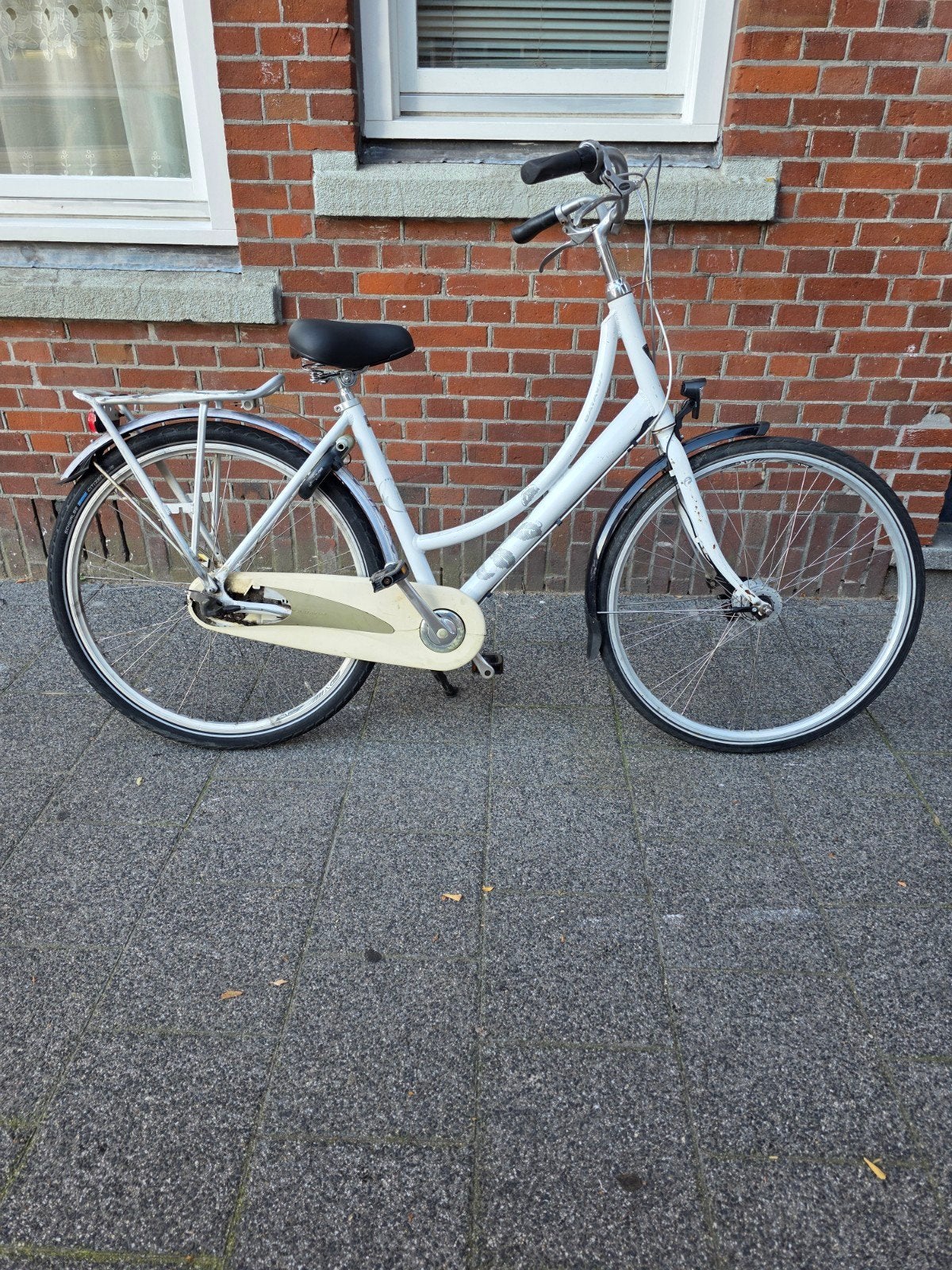 Batavus diva damesfiets 28 inch with 3 gears, Fietsen en Brommers, Ophalen