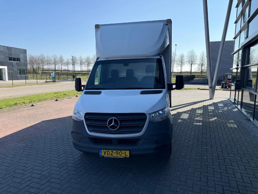 Bakwagen/Verhuiswagen met Laadklep TE HUUR KM-VRIJ, Diensten en Vakmensen, Verhuur | Auto en Motor, Verhuiswagen of Bestelauto
