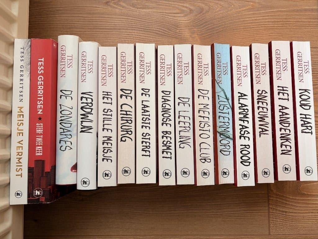 Thriller 15x Tess Gerritsen, Tess Gerritsen, Ophalen of Verzenden, Zo goed als nieuw, Amerika