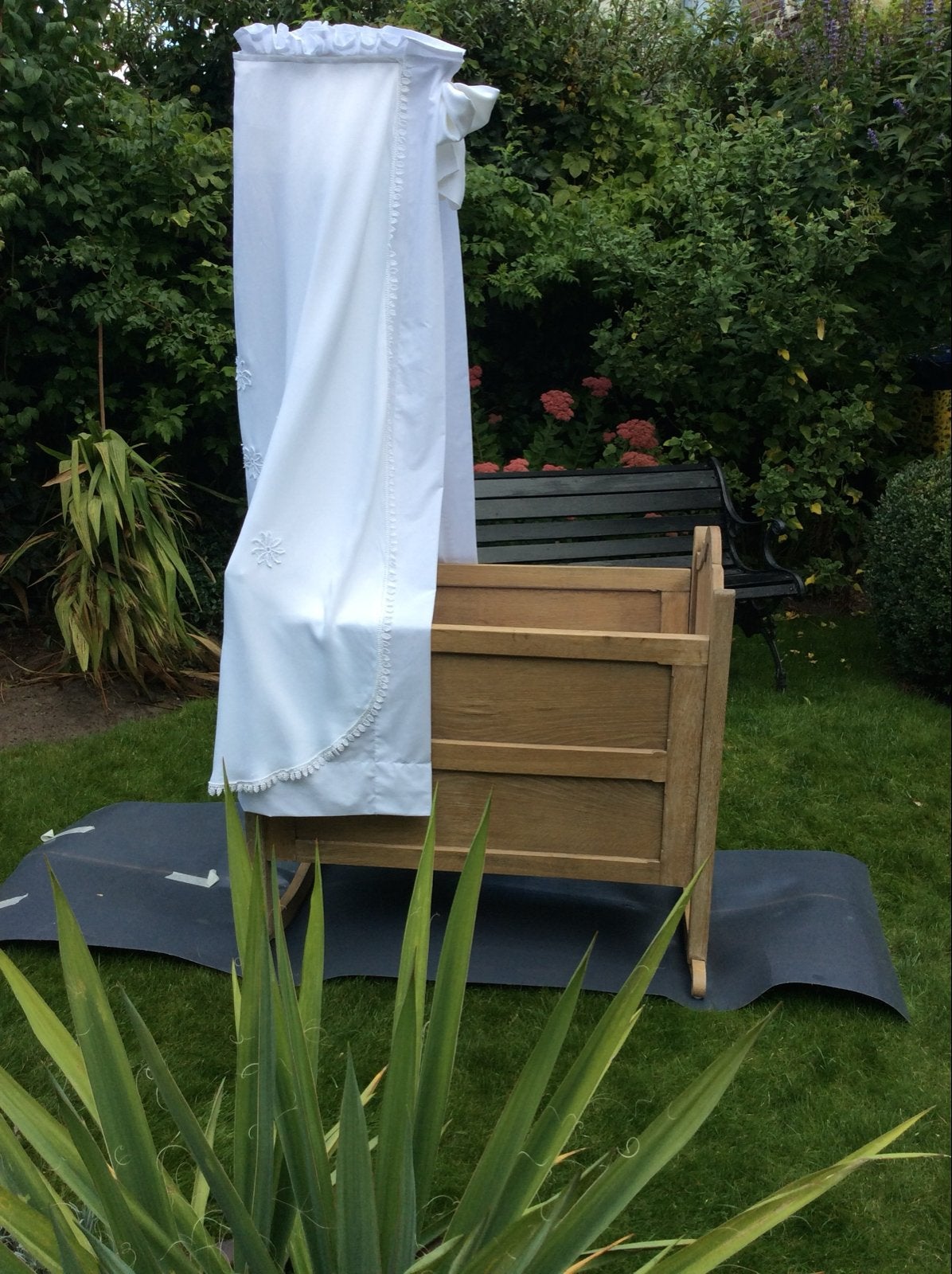 Vintage houten wieg met sluier en Aerosleep matras, Ophalen, Gebruikt, Wieg