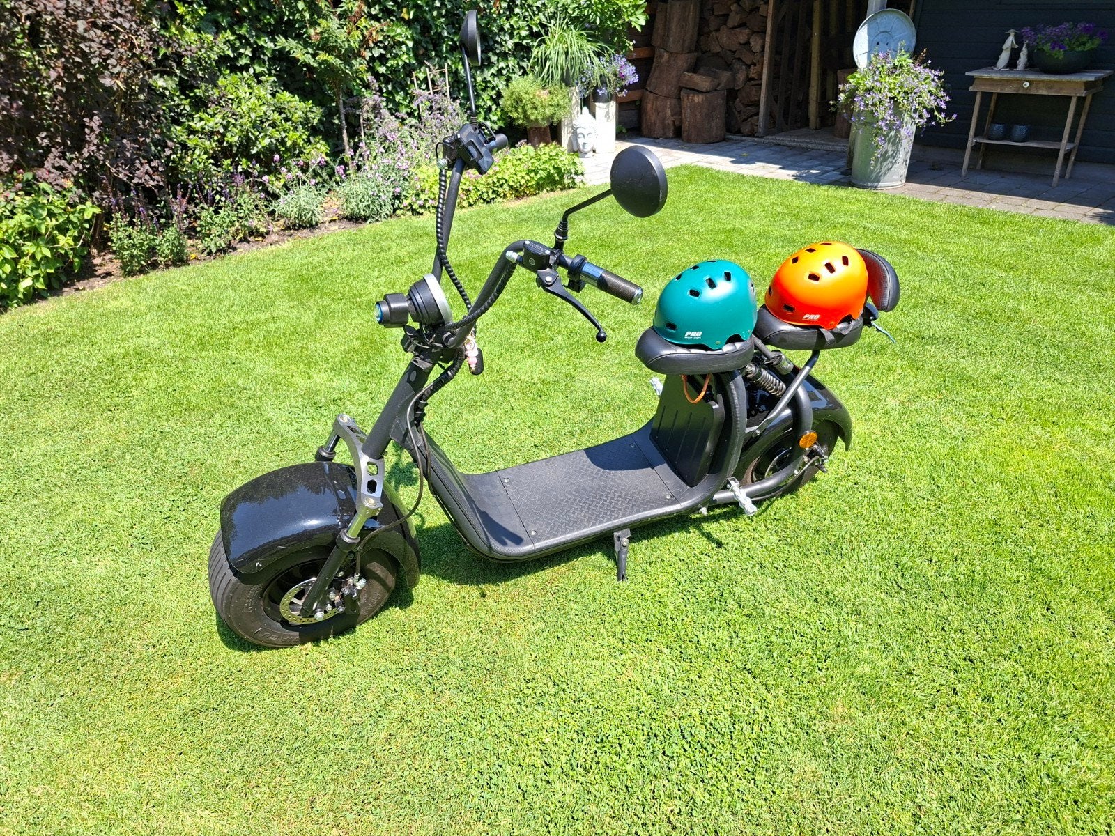 E-chopper I-COCO met duozit, helmen en oplader, Fietsen en Brommers, Ophalen, Zo goed als nieuw, Elektrisch, Overige merken
