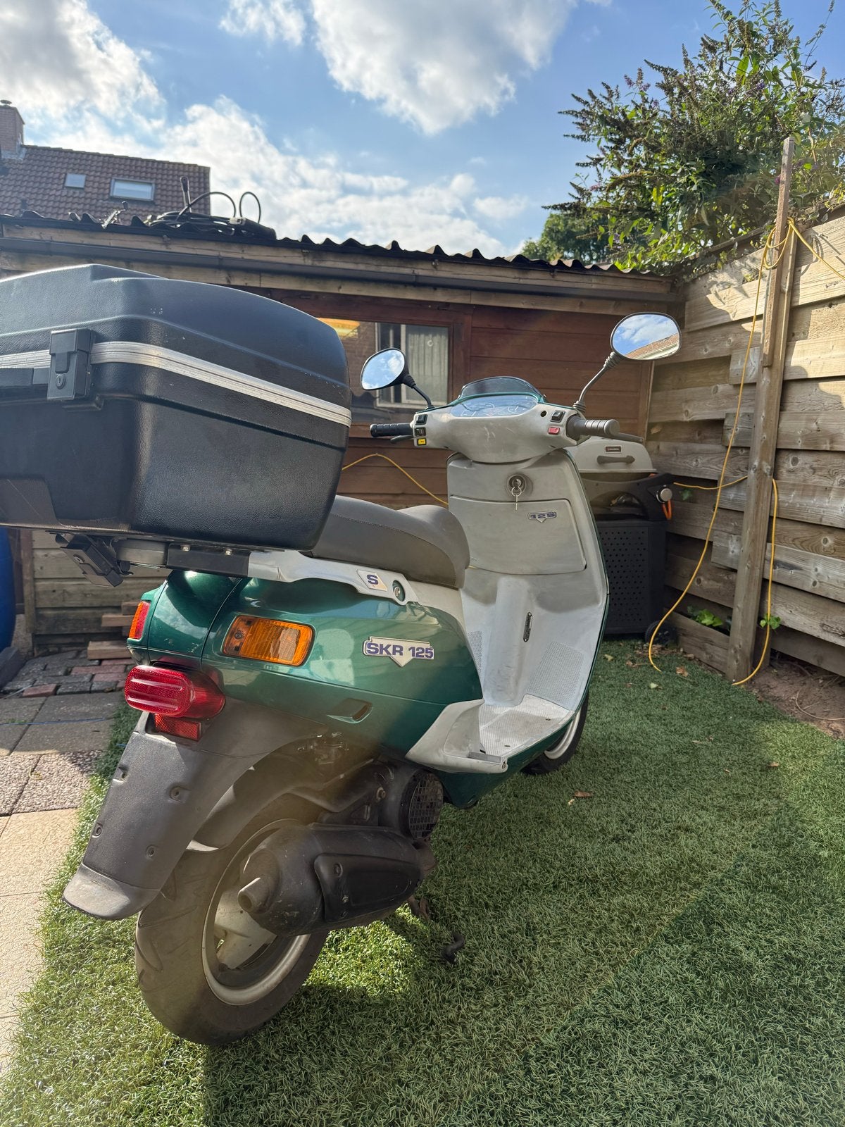 Piaggio SKR 125 Scooter - Groen/Grijs, Ophalen, Gebruikt, Overige modellen, Maximaal 45 km/u