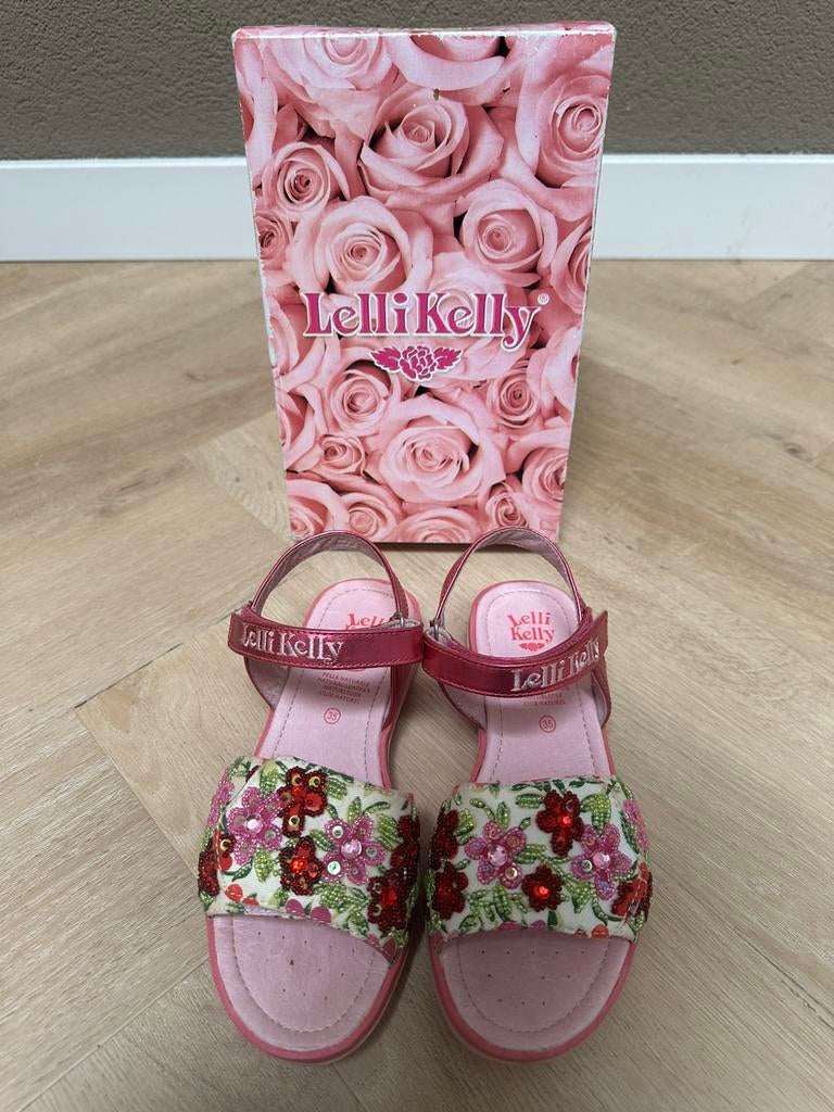 NIEUW! Lelli Kelly Sandalen met kralen - Maat 35, Ophalen of Verzenden, Nieuw, Meisje, Overige typen