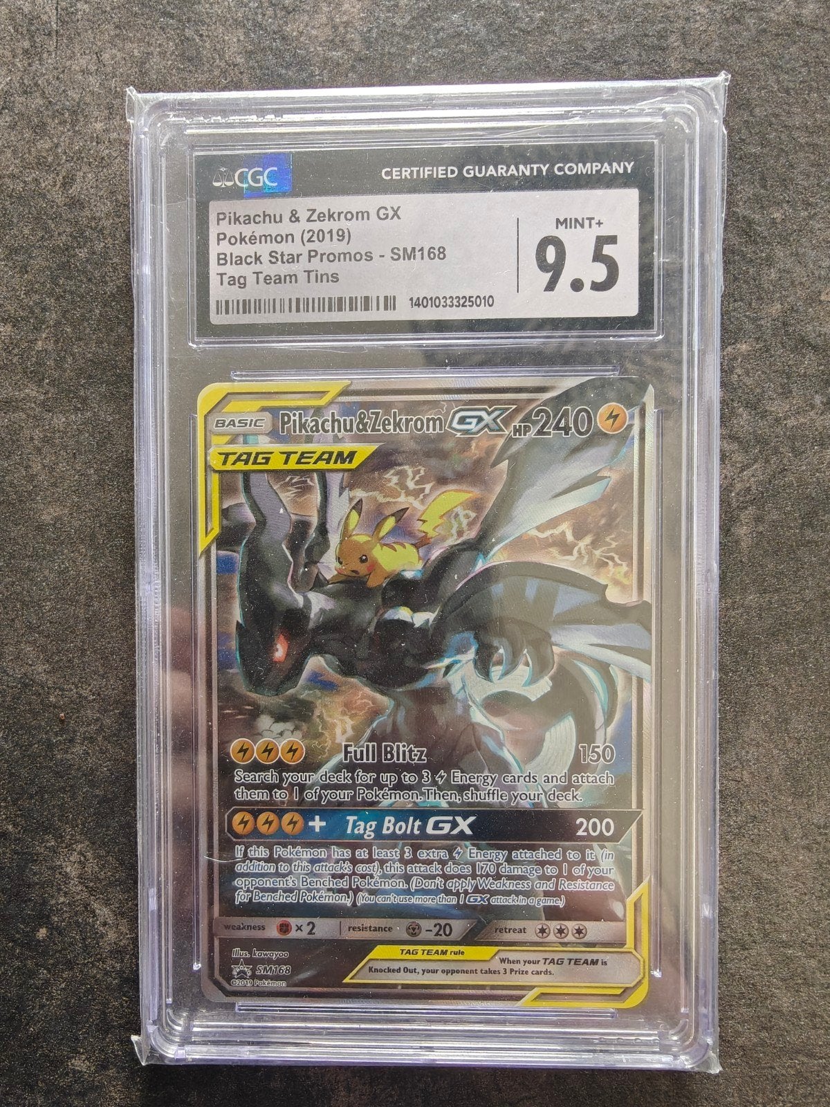 Pikachu & Zekrom GX CGC 9.5 - Pokémon Kaart, Hobby en Vrije tijd, Ophalen of Verzenden, Zo goed als nieuw, Losse kaart