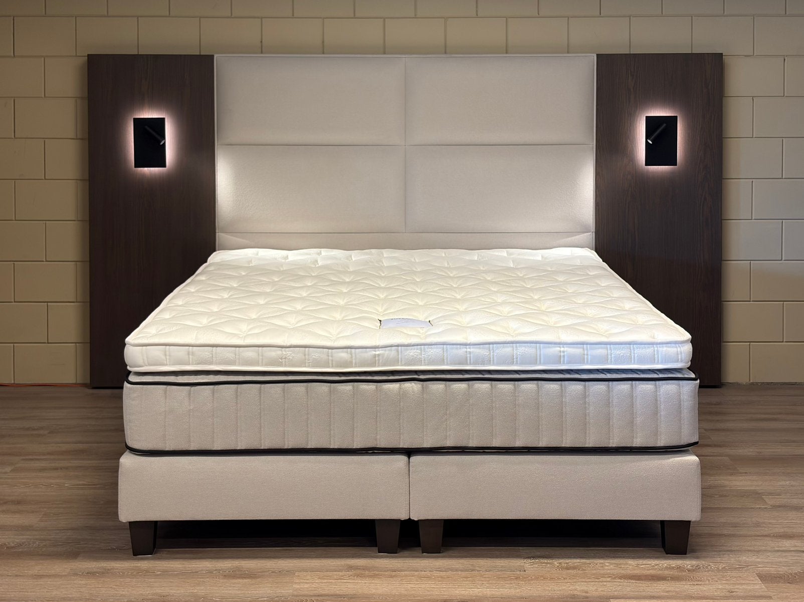 180x200 luxe Serta Boxspring XL Tube wood by Hilton Beige, Ophalen, Blauw, Kingsize luxe bed Serta bedding hotelsjiek vijf sterren