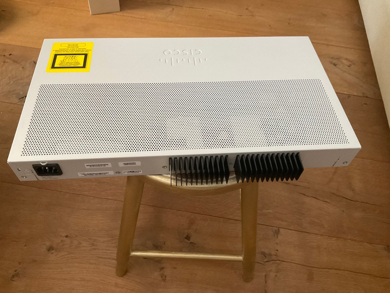 Cisco switch WS-C2960L-SM-24PS, Ophalen of Verzenden, Zo goed als nieuw