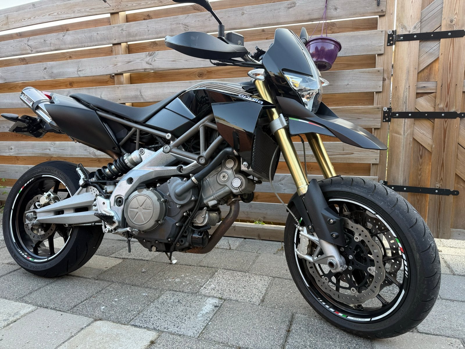 Aprilia Dorsoduro met MIVV uitlaat - Nette staat, 750 cc, 2 cilinders, Gebruikt, Particulier