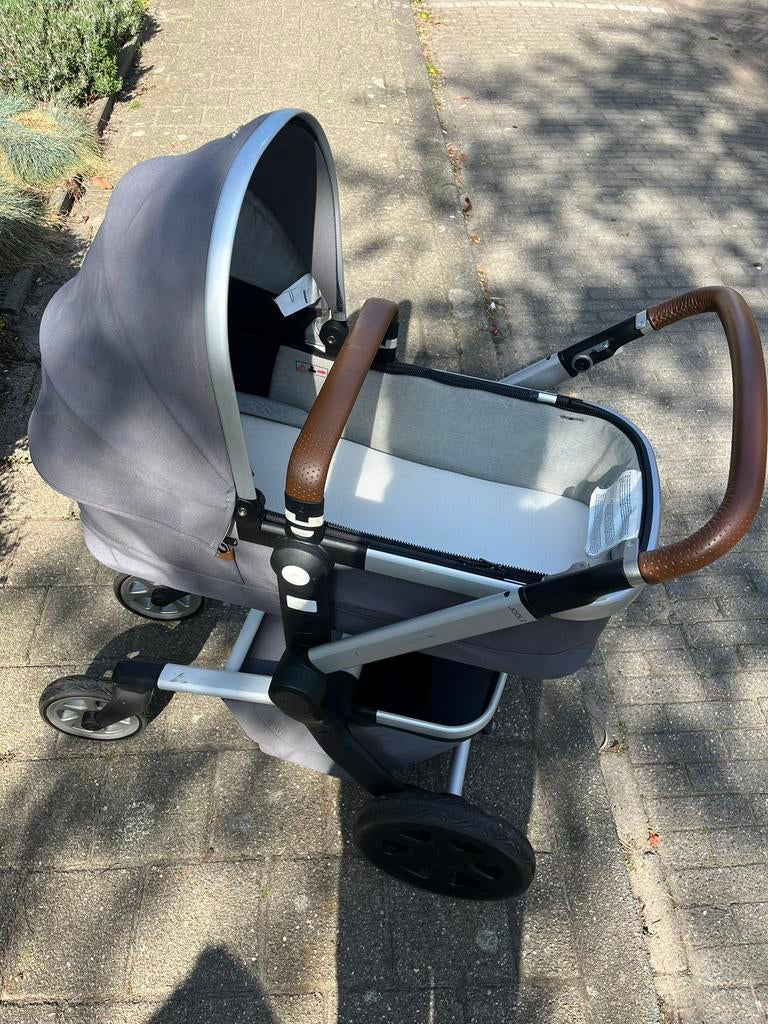 Overcomplete en zgan kinderwagen Joolz Day2 te koop, Ophalen, Zo goed als nieuw, Overige merken