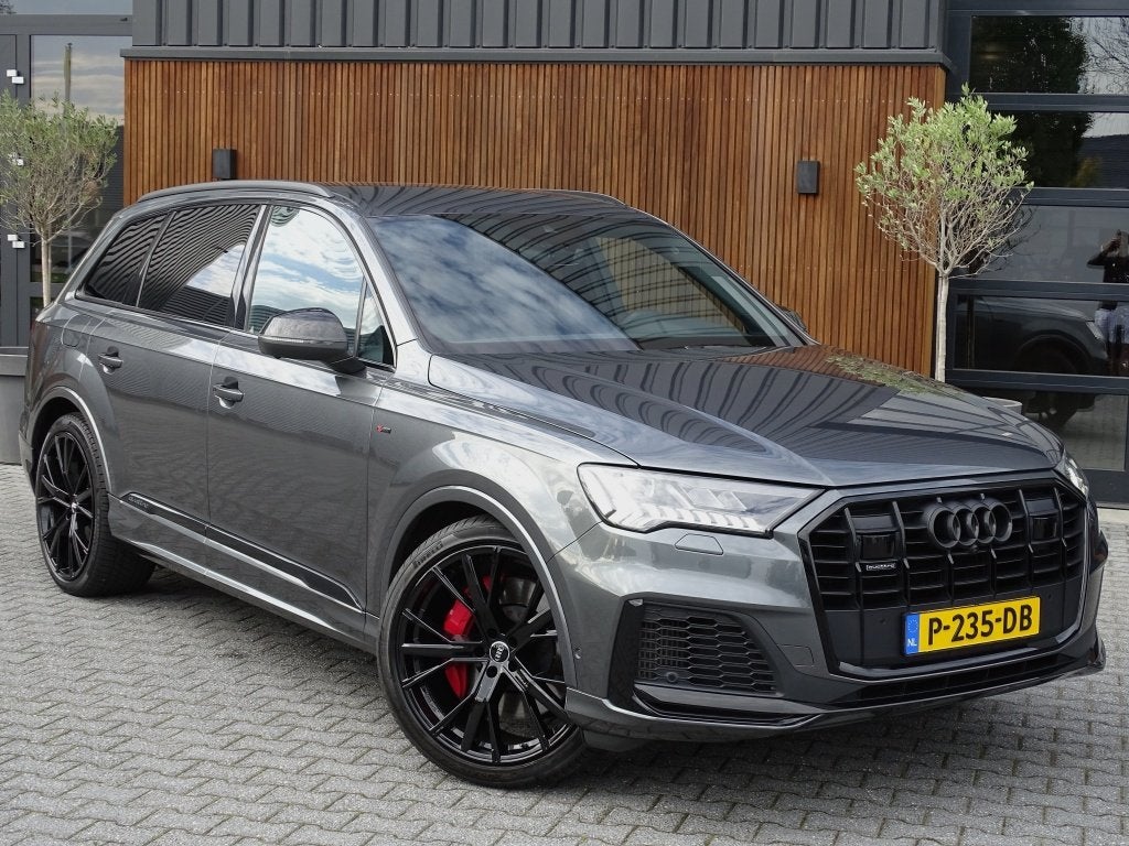 Audi Q7 60 TFSI e 456PK Competition / Bose / 22'' / LED / 36, Automaat, Gebruikt, Euro 6, 2995 cc