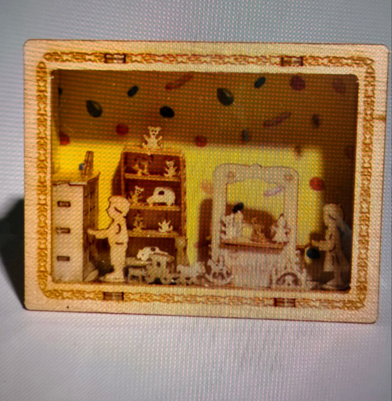 Vitrinekast Speelkamer, Bouwpakket Schaal 1:144, Verzamelen, Ophalen of Verzenden, Nieuw, Poppenhuis