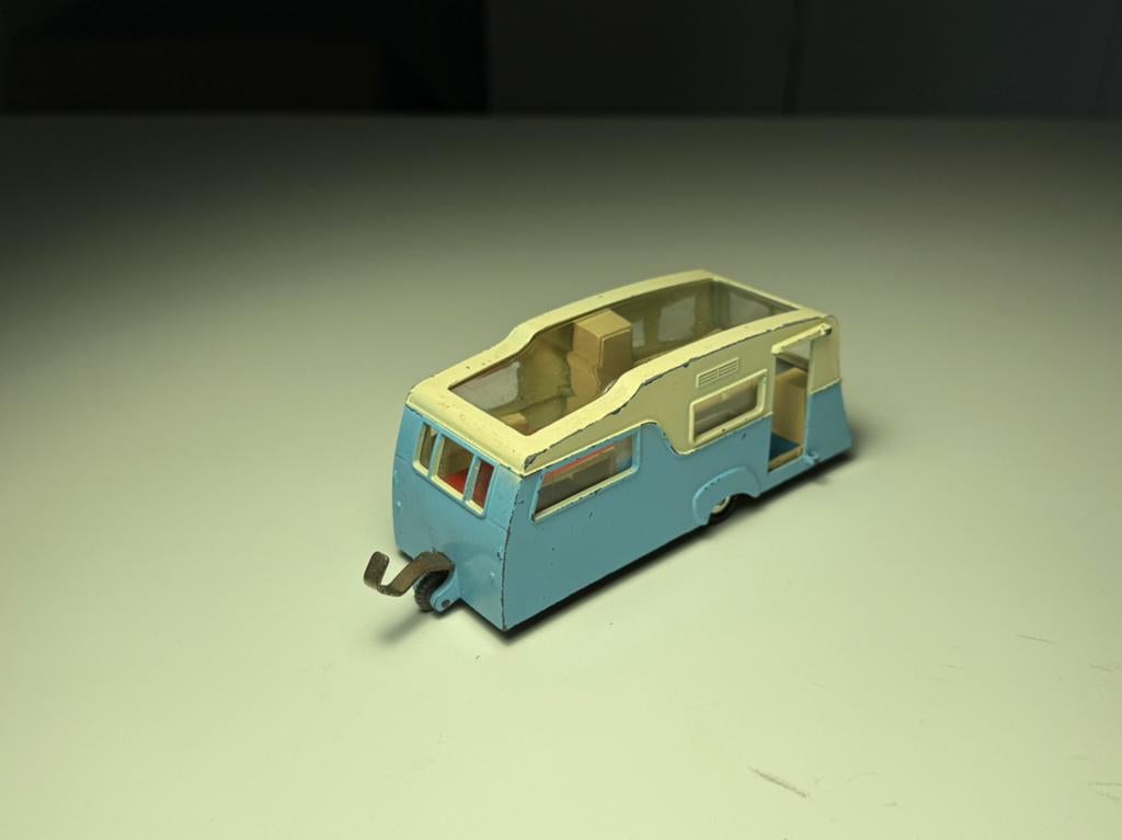 Dinky Toys - Four-Berth Caravan - Schaal 1:43, Verzenden, Gebruikt, Auto, Dinky Toys