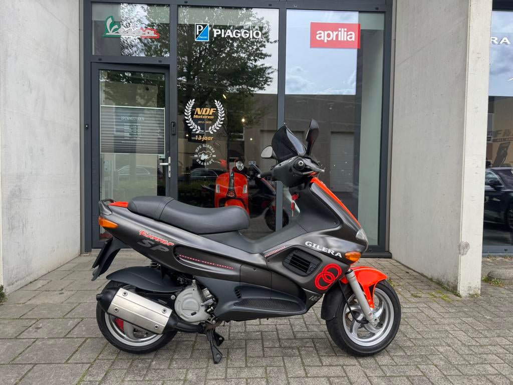 Gilera runner 180cc sp nieuwstaat!, Motoren, Motoren | Piaggio, Particulier, Scooter