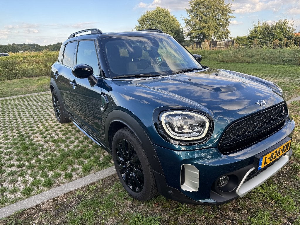 Mini Countryman S 2.0 178pk Aut. Board Walk Edition., 1998 cc, 15 km/l, Zwart, Blauw