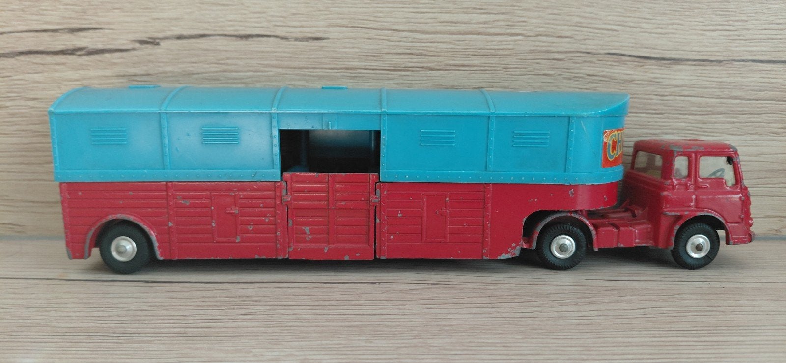 Corgi Toys Bedford tractor unit & Articulated horse box, Ophalen of Verzenden, Gebruikt, Bus of Vrachtwagen, Corgi