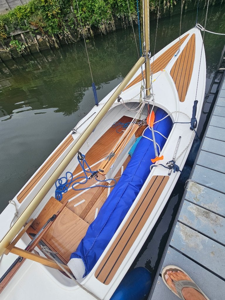 Oslo-Jol openzeilboot, Watersport en Boten, Open zeilboten, Ophalen, Fok, Polyester, Zo goed als nieuw