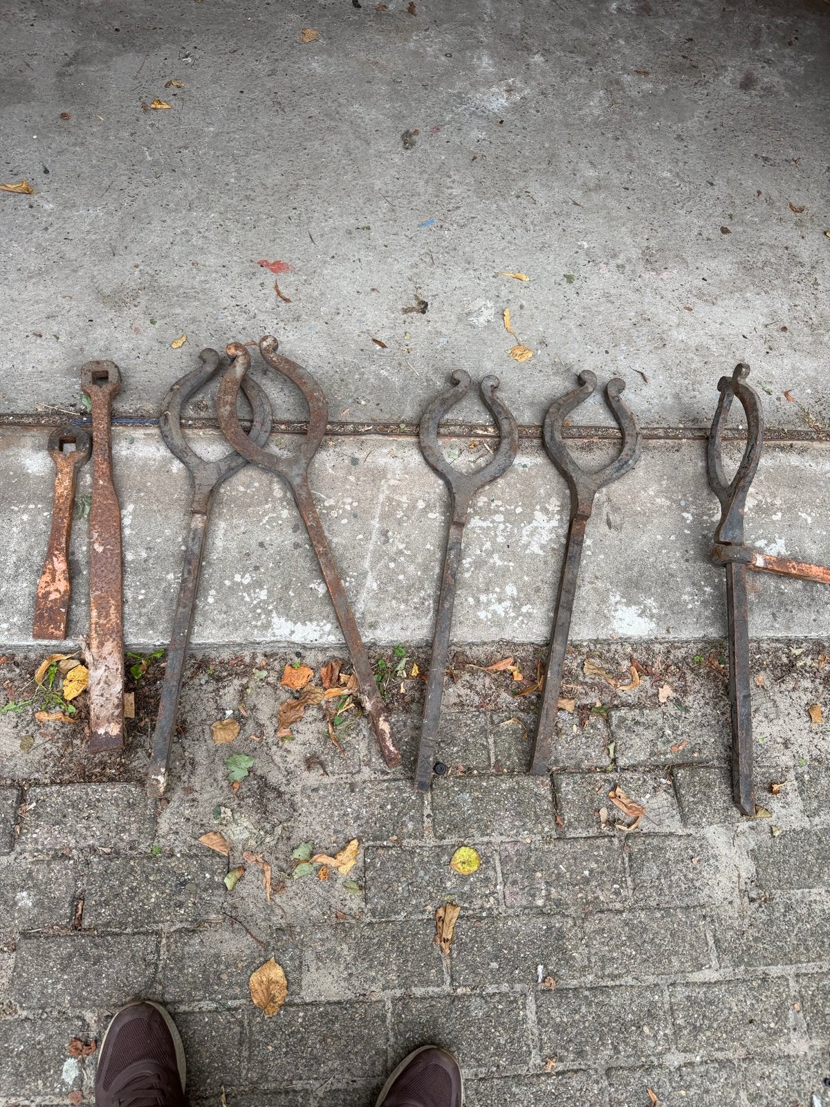5 Oude Muurankers - 80 cm lang, 2 cm dik, Ophalen
