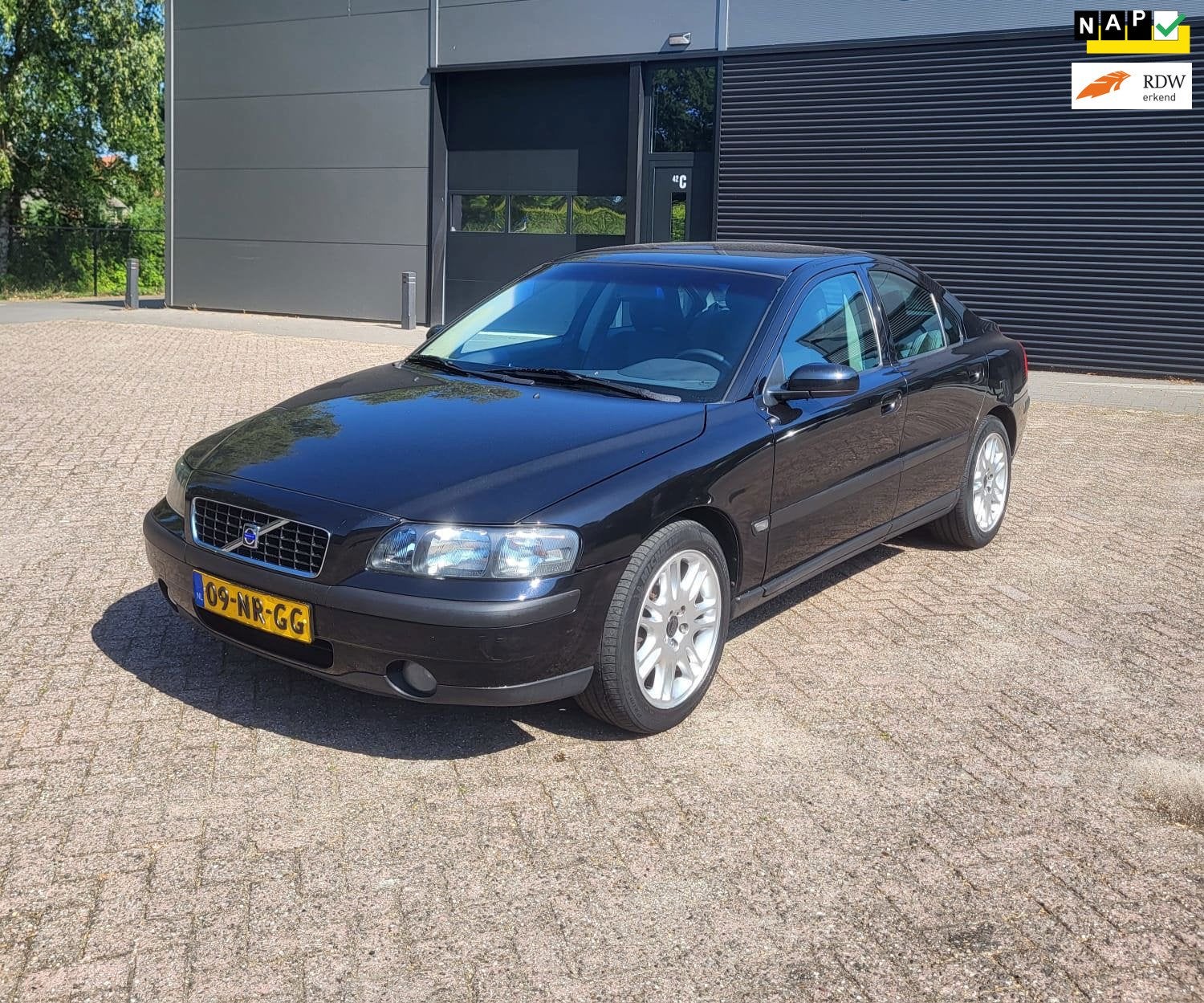Volvo S60 2.4 Edition Automaat, Clima, CruisC, Trekhaak!, Gebruikt, Zwart, Zwart, 2435 cc