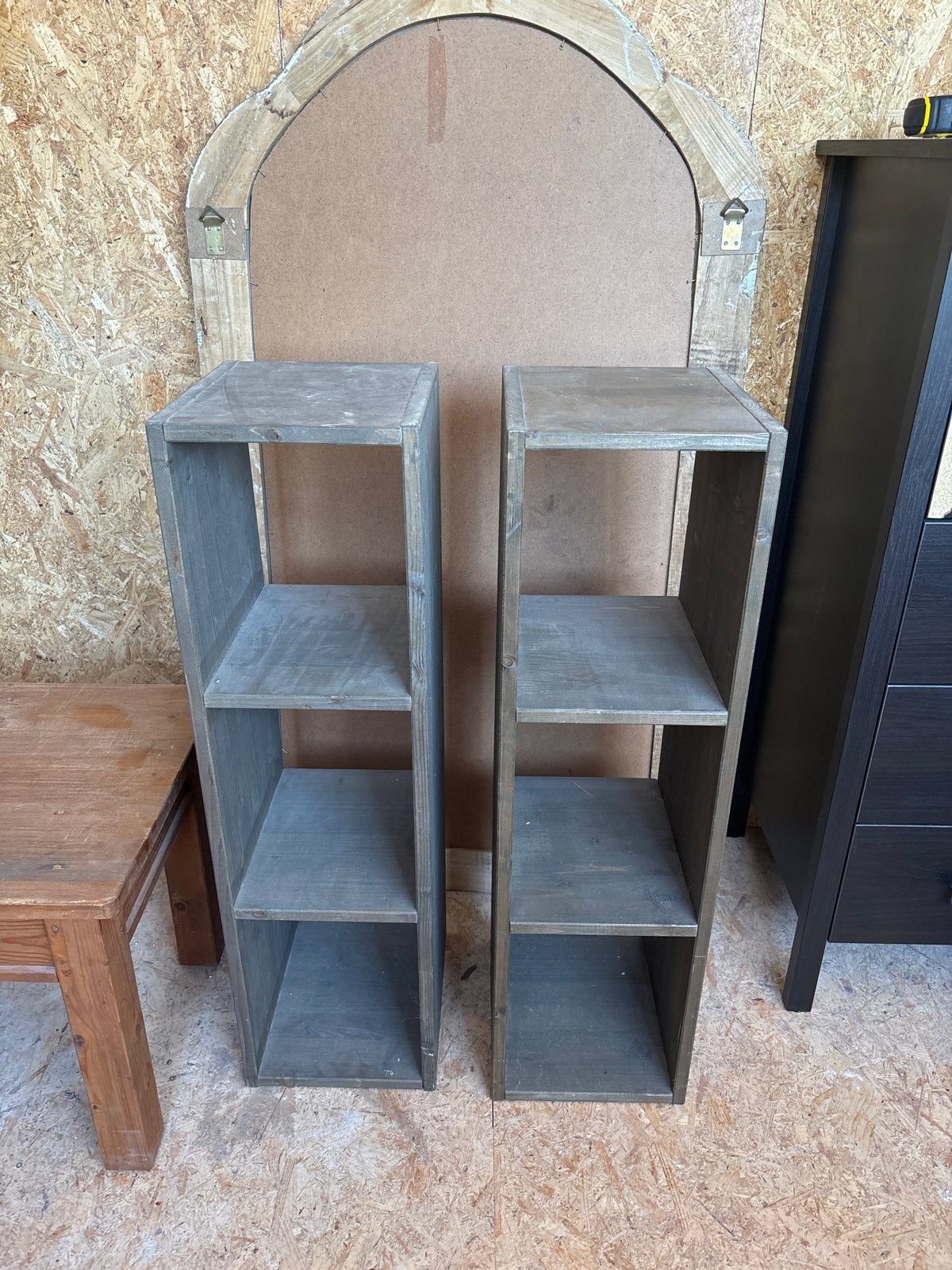 Set van 2 smalle houten kasten - 90x25.5x30 cm, Ophalen, Met plank(en), Minder dan 50 cm, Gebruikt