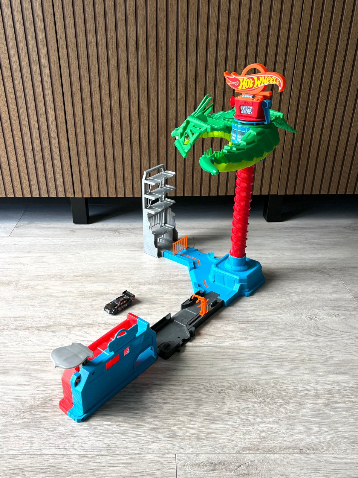 Hot Wheels City Air Attack Dragon speelset als NIEUW!, Ophalen, Zo goed als nieuw, Handmatig, Hot Wheels